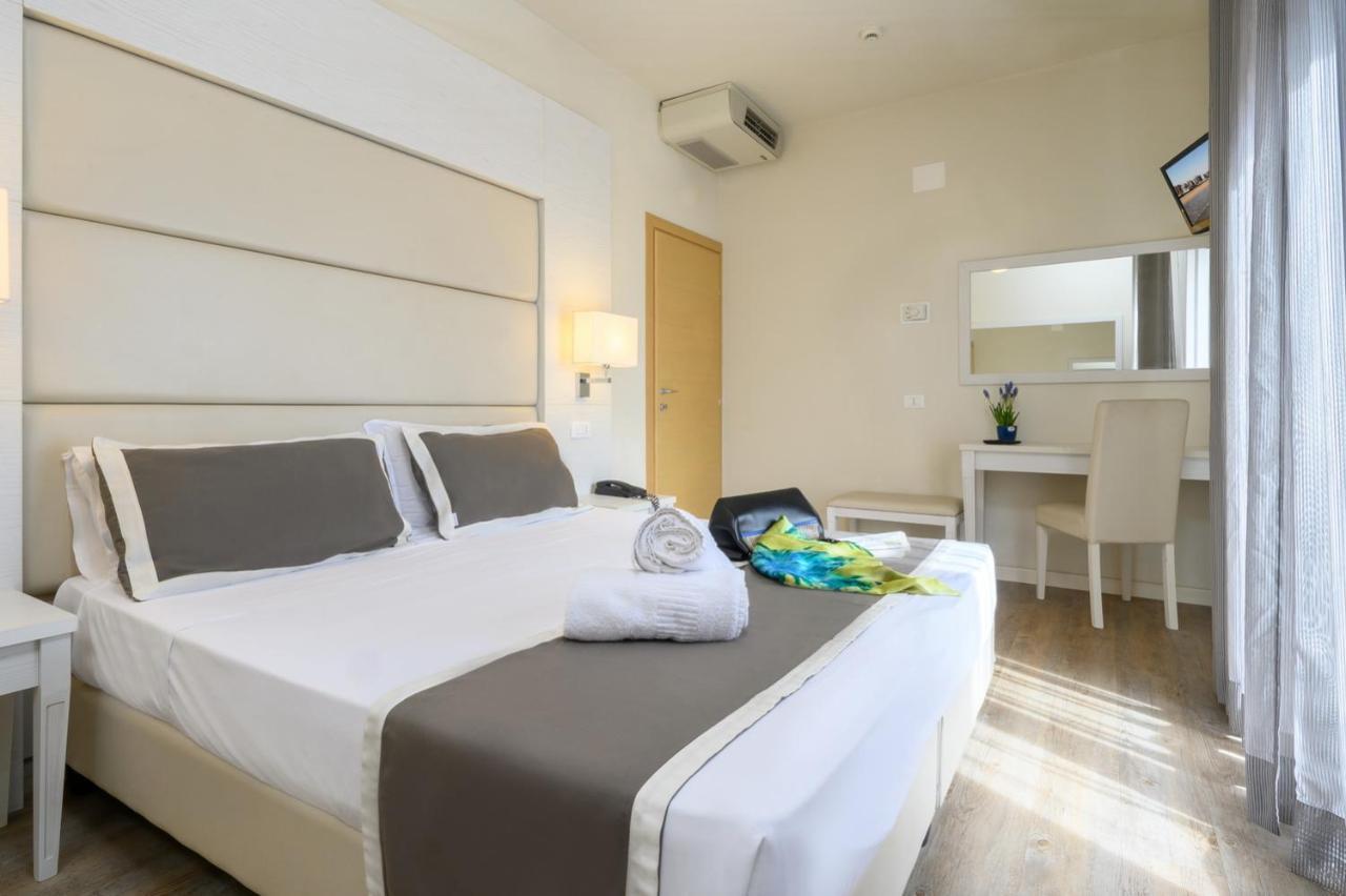 Atlas Hotel Ριτσιόνε Εξωτερικό φωτογραφία